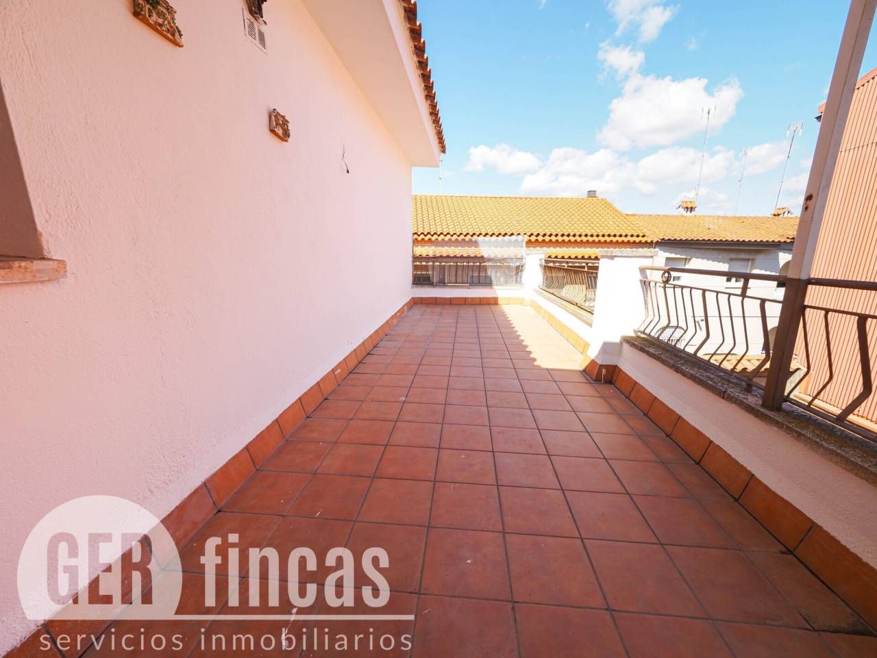 Terrassa de Casa o xalet en venda en Rubí amb Calefacció, Terrassa i Alarma