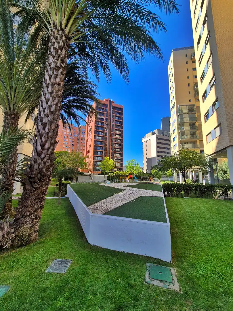 Vista exterior de Piso en venta en Valencia con Aire acondicionado, Terraza y Trastero