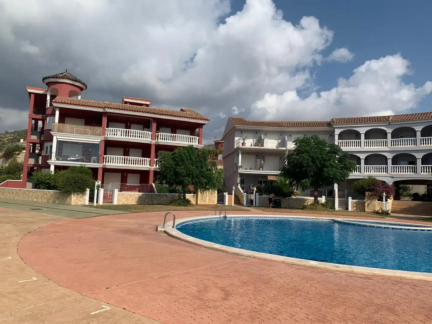 Apartamento con piscina en venta en Avenida Ermita San Antonio 20