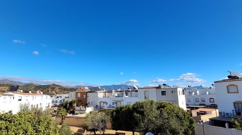 Foto 2 de Casa adosada en venta en Calle Calle Vigo, 42, Sierra de Estepona - Avda. de Andalucía, Estepona