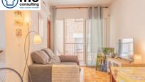 Sala d'estar de Pis en venda en  Barcelona Capital amb Aire condicionat, Calefacció i Balcó