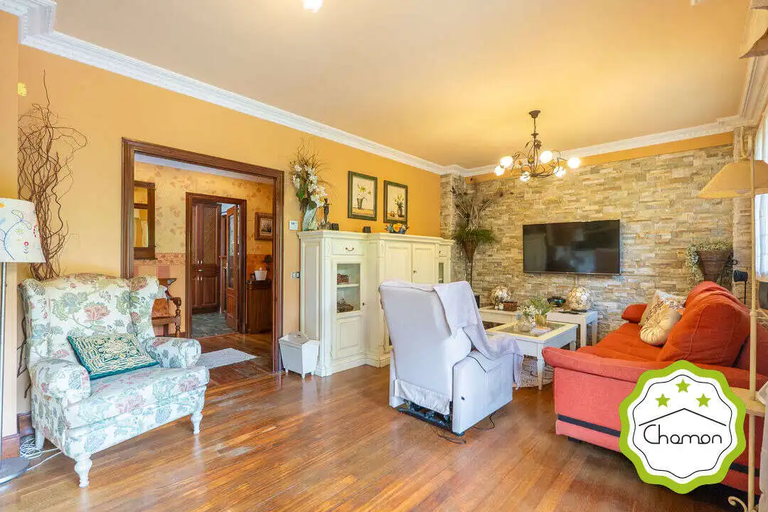 Sala de estar de Casa o chalet en venta en Arrigorriaga con Jardín privado
