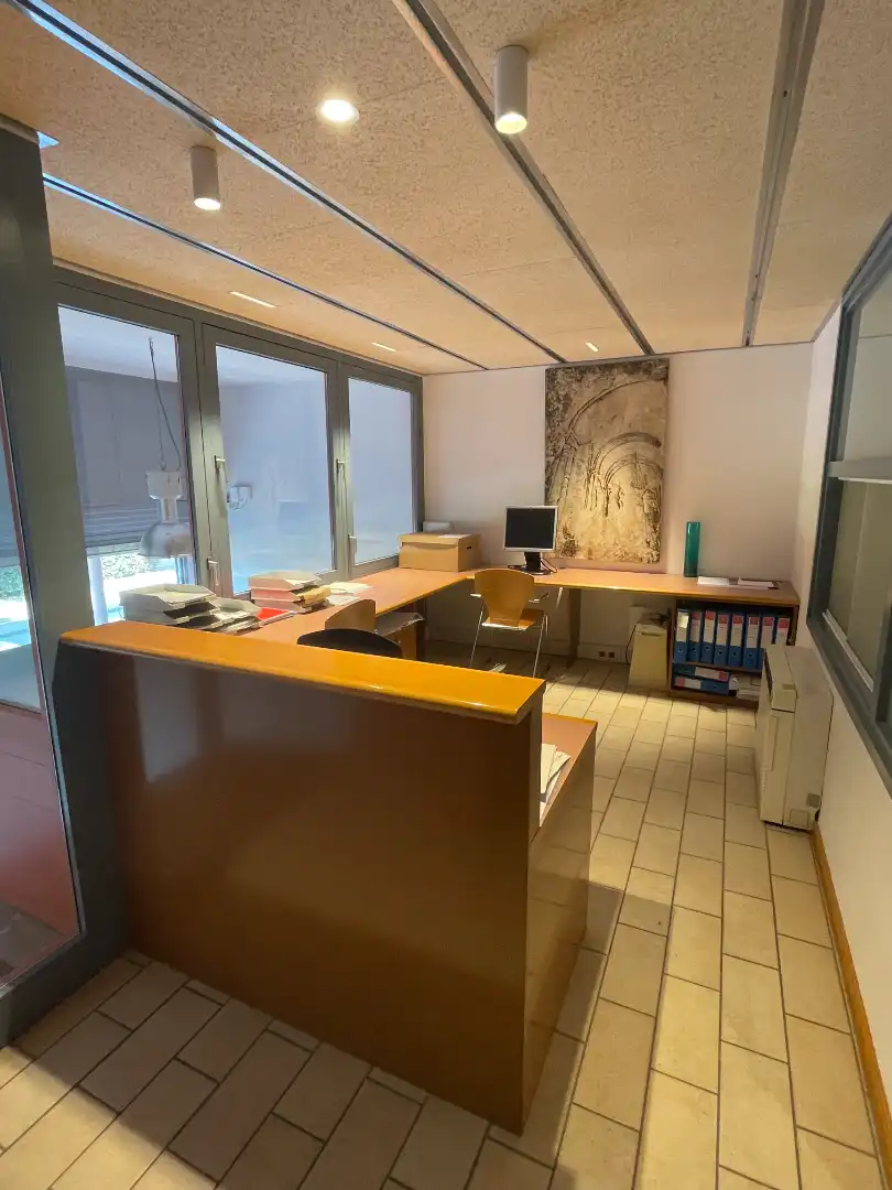 Büro zur Miete in Lleida mit Klimaanlage, Heizung und Abstellraum