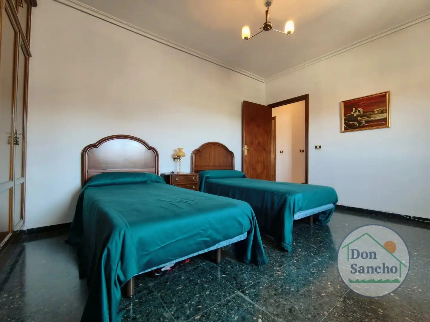Habitación de Piso en venta en Valladolid con Calefacción, Terraza y Trastero