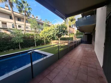 Flat with balcony to rent in Muntanyeta
