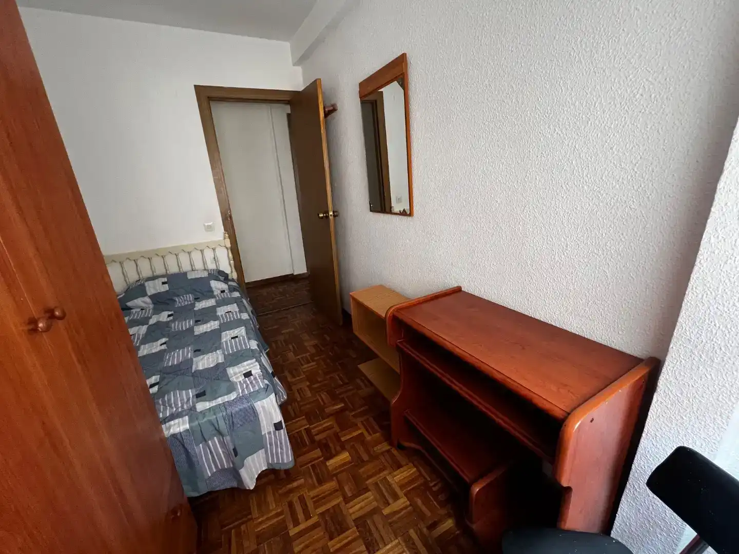 Schlafzimmer von Wohnung zur Miete in Salamanca Capital mit Balkon