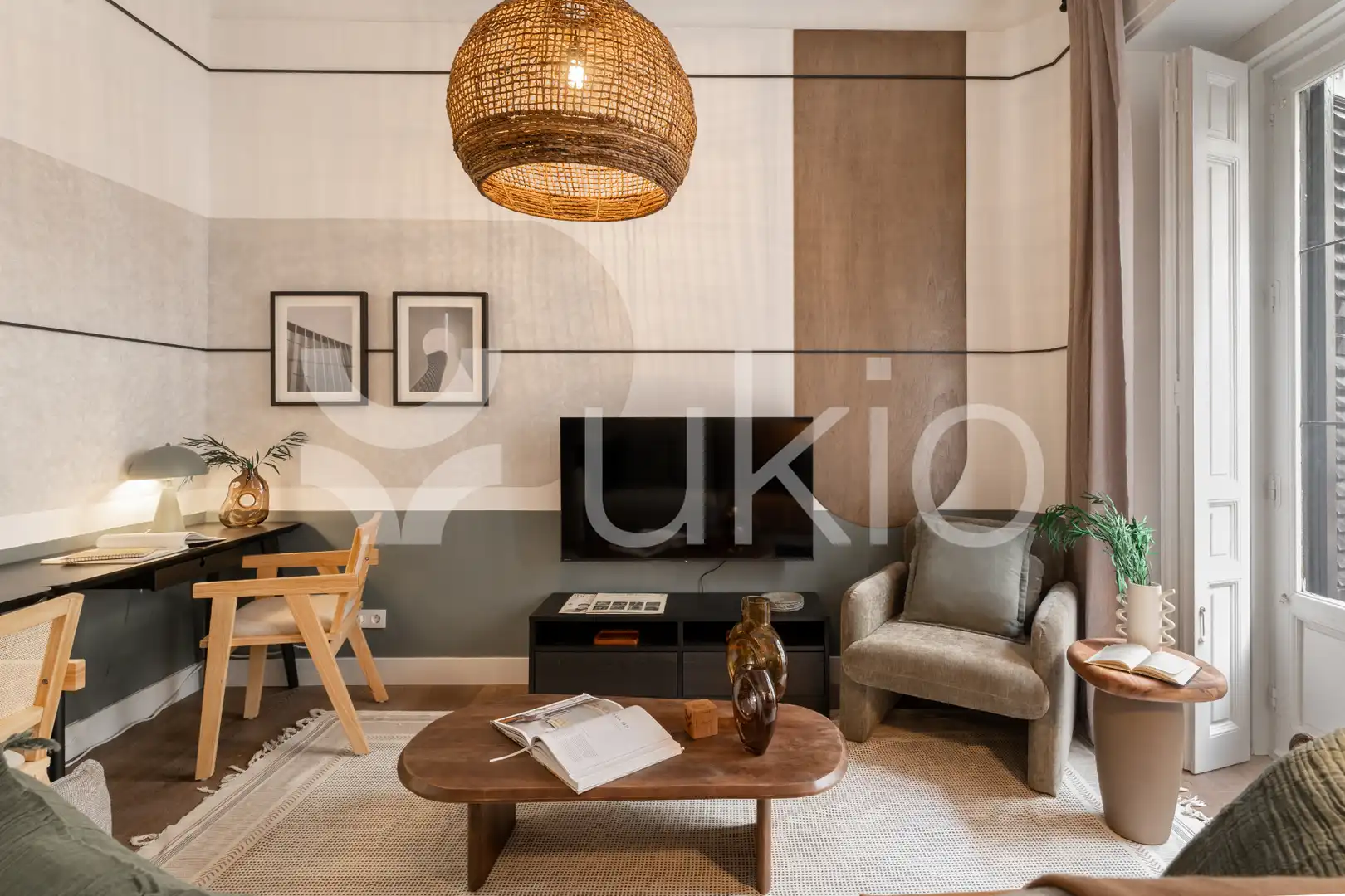 Living room of Apartments for rent in Madrid  with Heating, Furnished and Oven