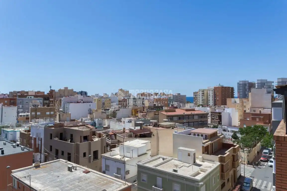Flat for sale in Ciudad Jardín - Tagarete - El Zapillo