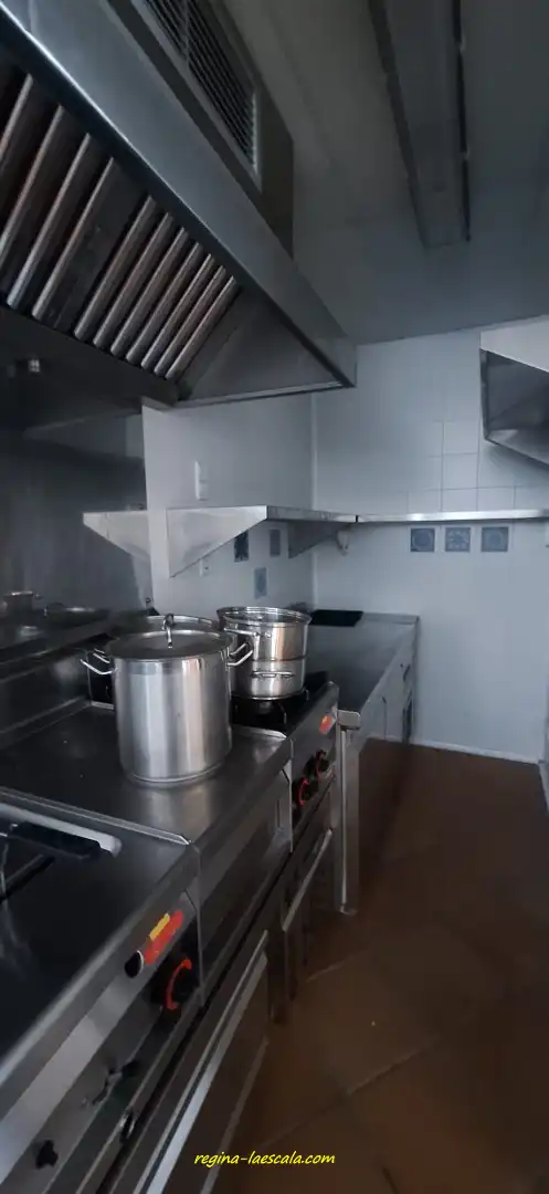 Küche von Geschaftsraum zum Verkauf in L'Estartit mit Heizung, Terrasse und Möbliert