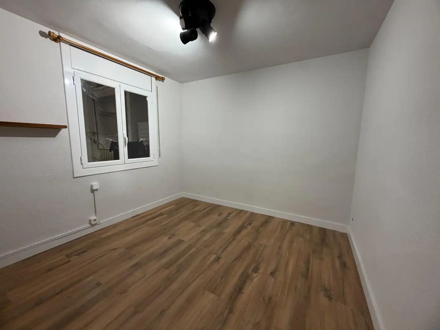 Habitación de Piso en venta en Terrassa con Calefacción, Parquet y Terraza