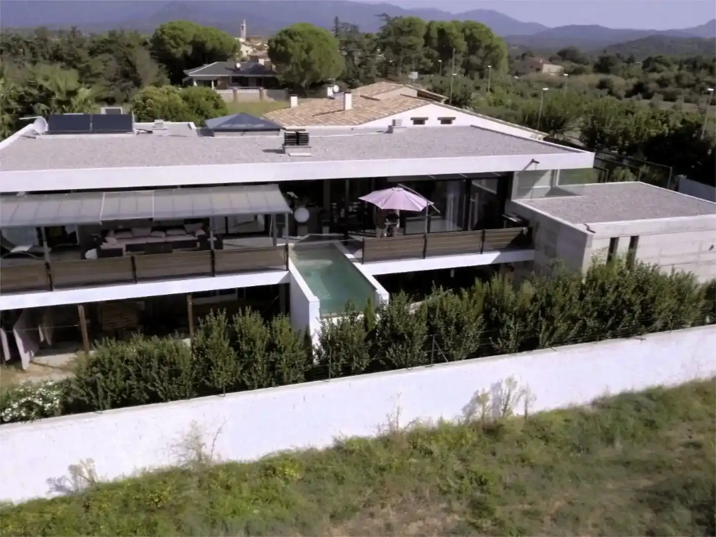 Vista exterior de Casa o xalet en venda en Mollet de Peralada amb Aire condicionat i Piscina