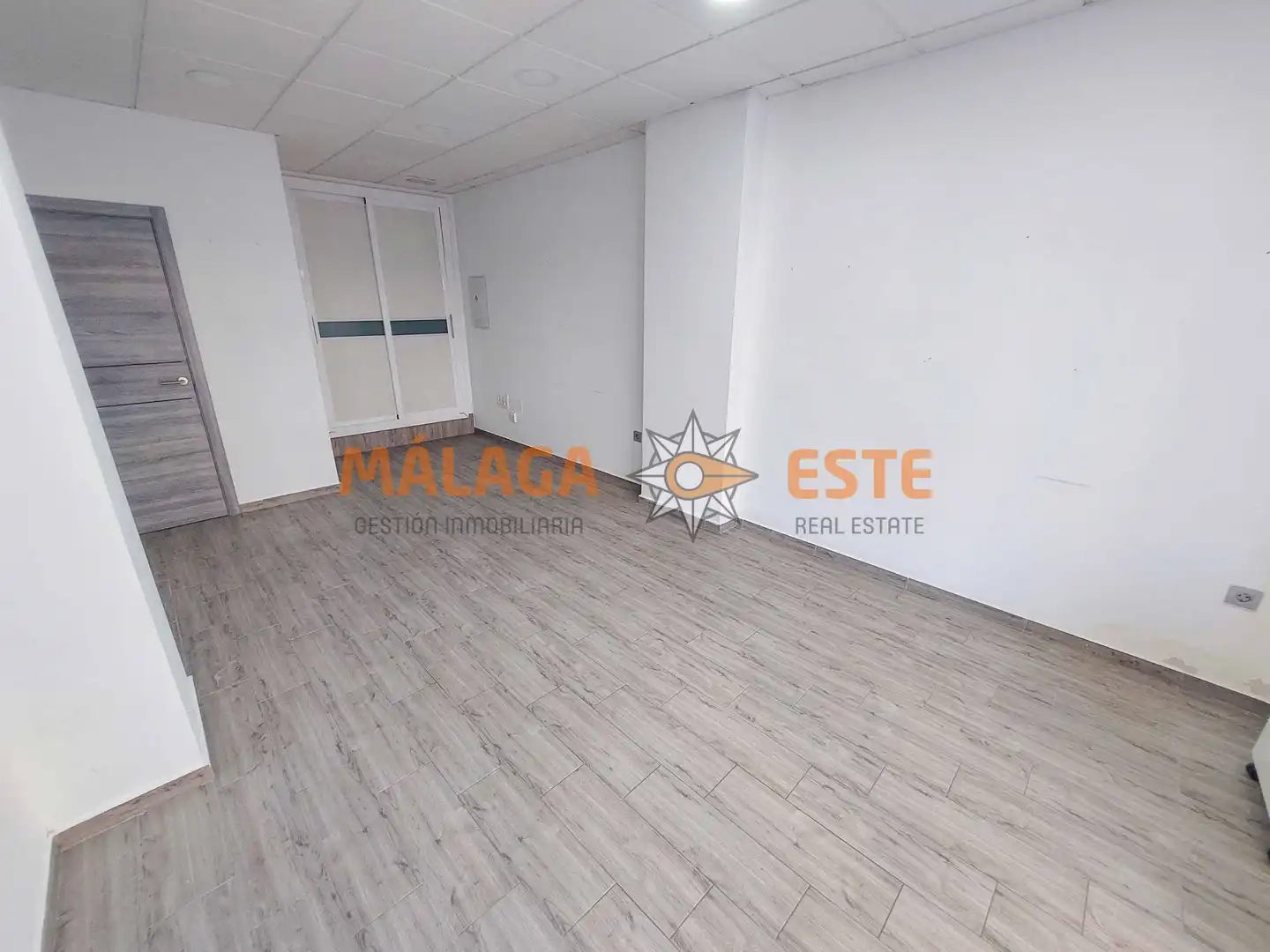Büro zur Miete in Poniente - Faro
