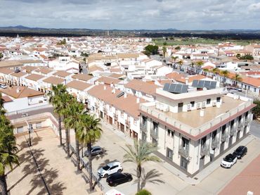 Hotel con ascensor en venta en San Bartolomé de la Torre