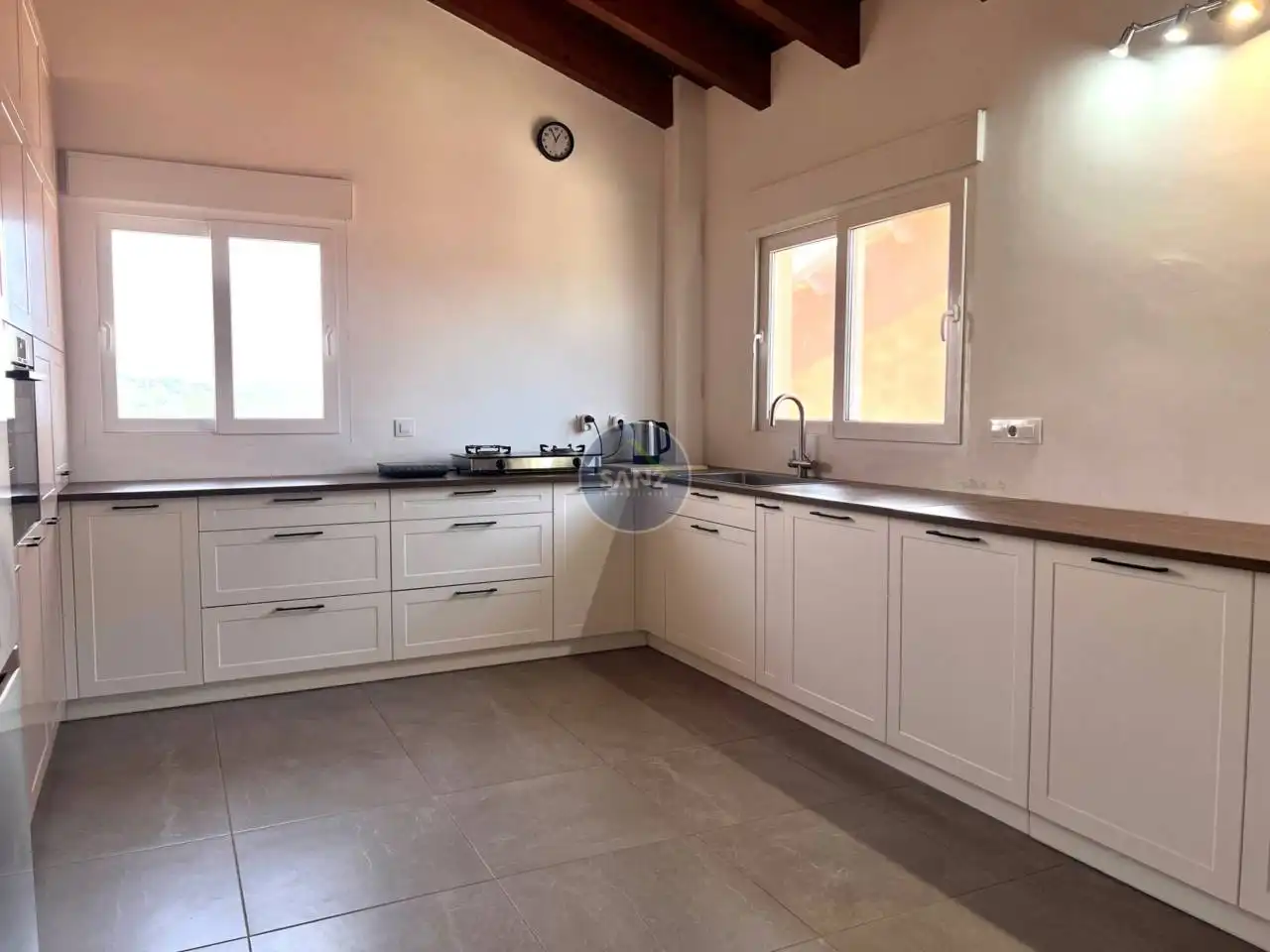 Cocina de Casa o chalet en venta en L'Énova con Aire acondicionado, Jardín privado y Terraza