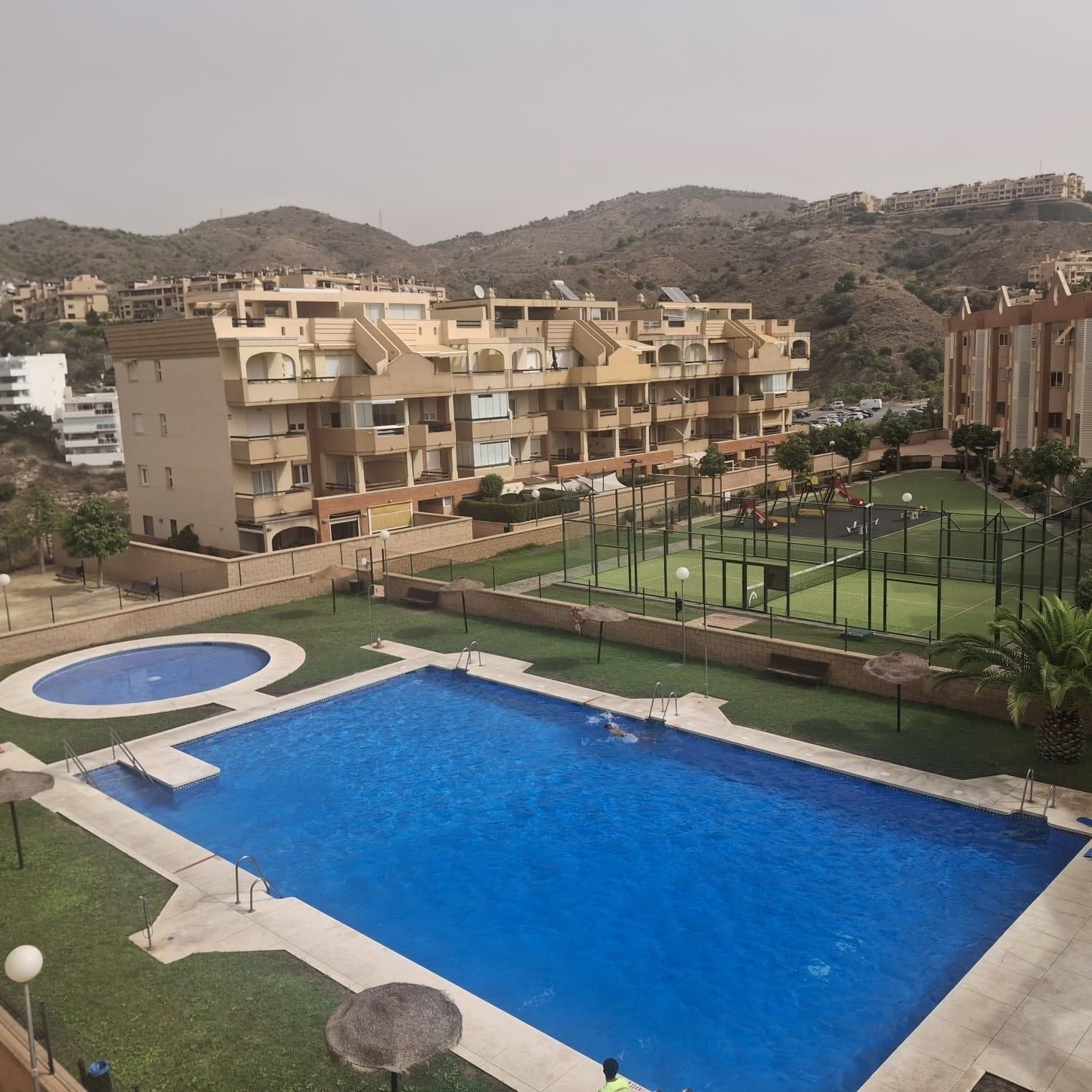 Piscina de Apartamento en venta en Rincón de la Victoria con Aire acondicionado, Terraza y Trastero
