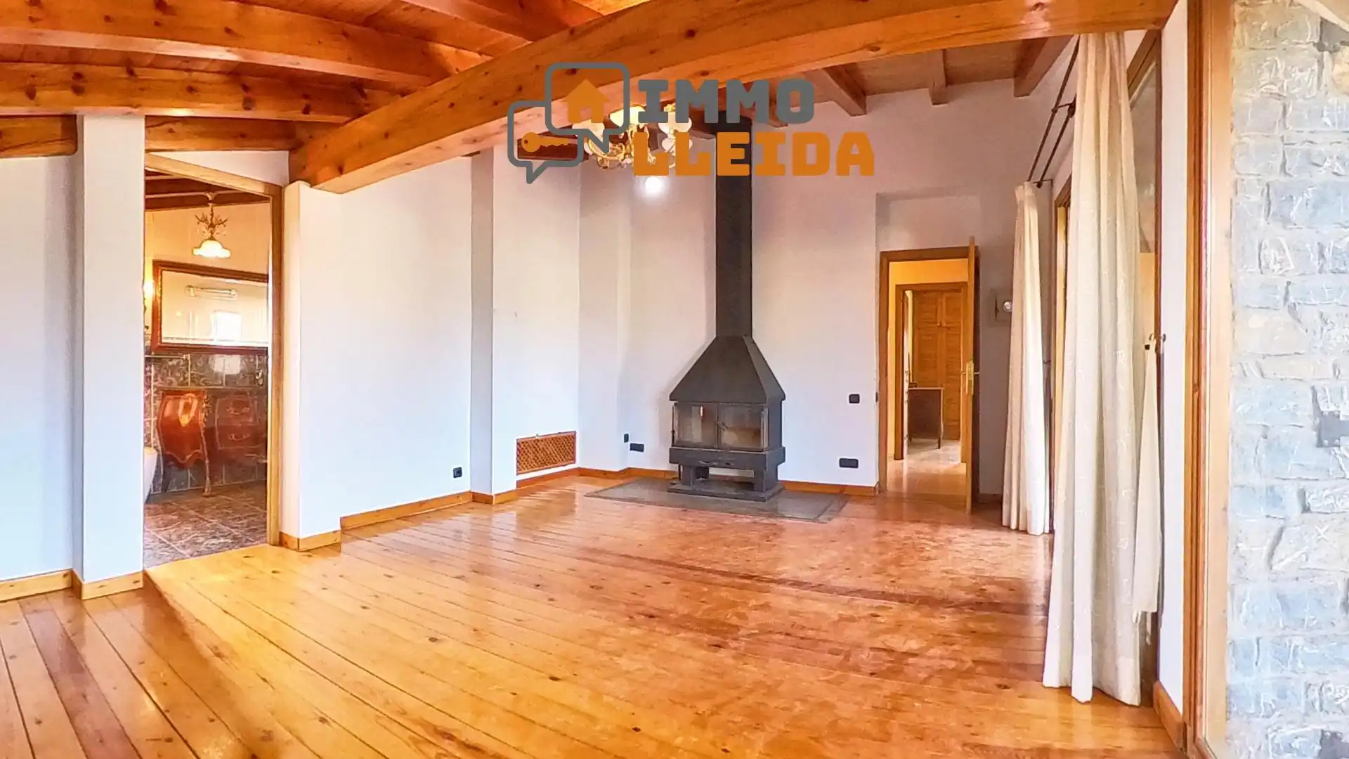 Casa con terraza en venta en Calle Sant Armengol 4, imagen 33