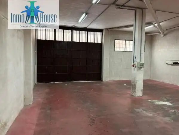 Local comercial en venda a Industria, imagen 2