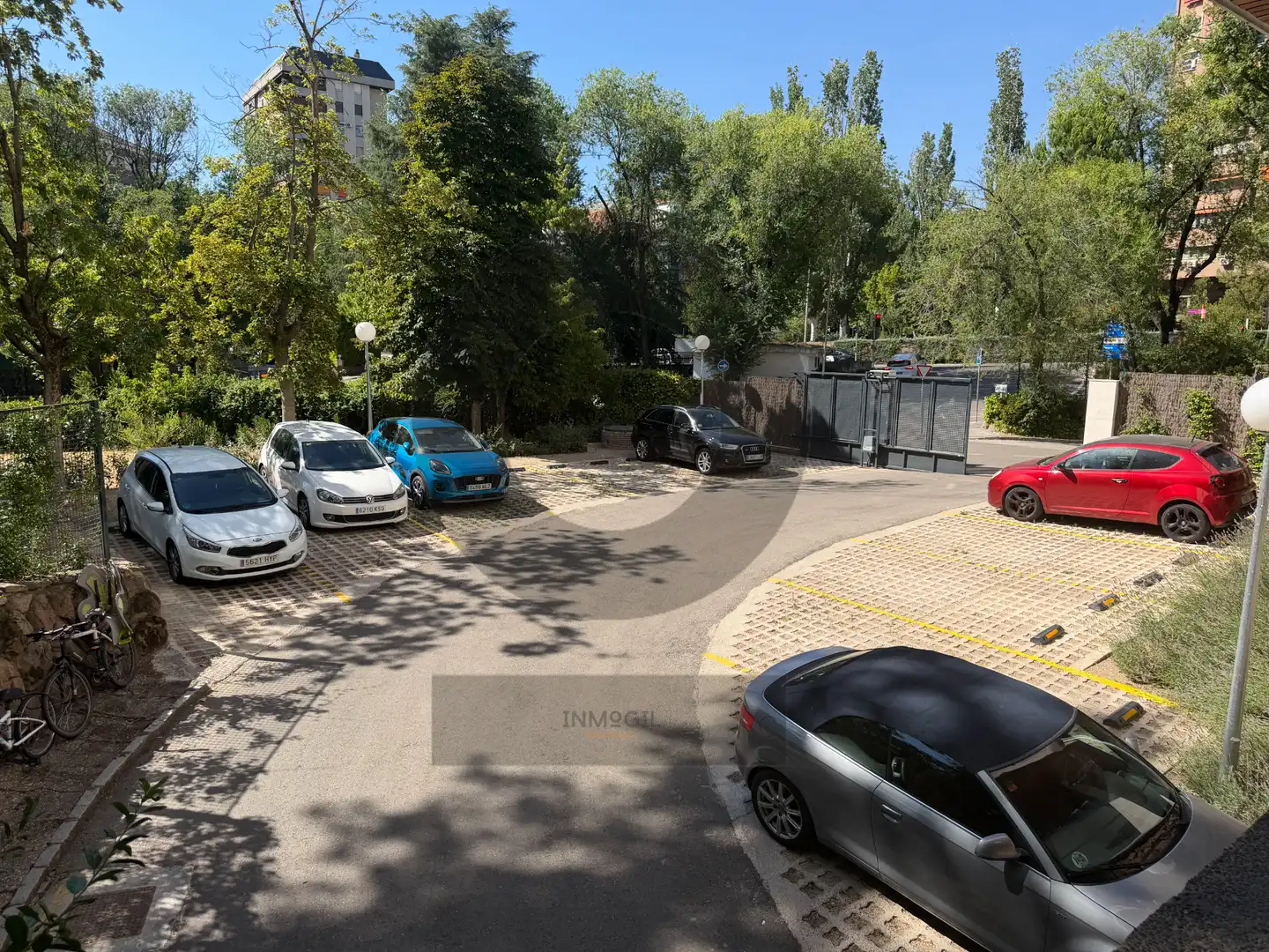 Pis amb piscina en venda a Calle de Arroyofresno 24, imagen 26