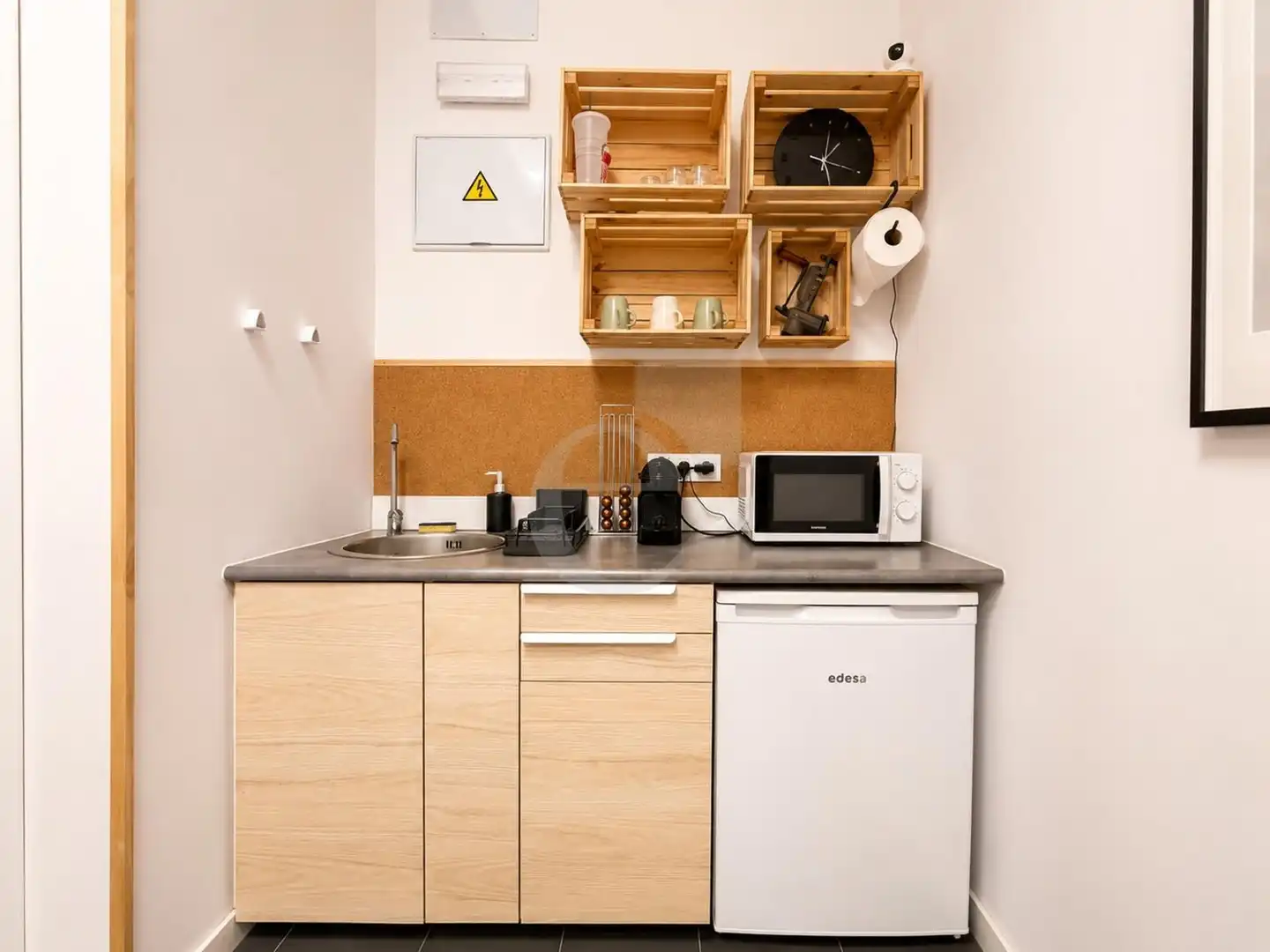 Cocina de Oficina de alquiler en Valencia con Aire acondicionado, Calefacción y Amueblado