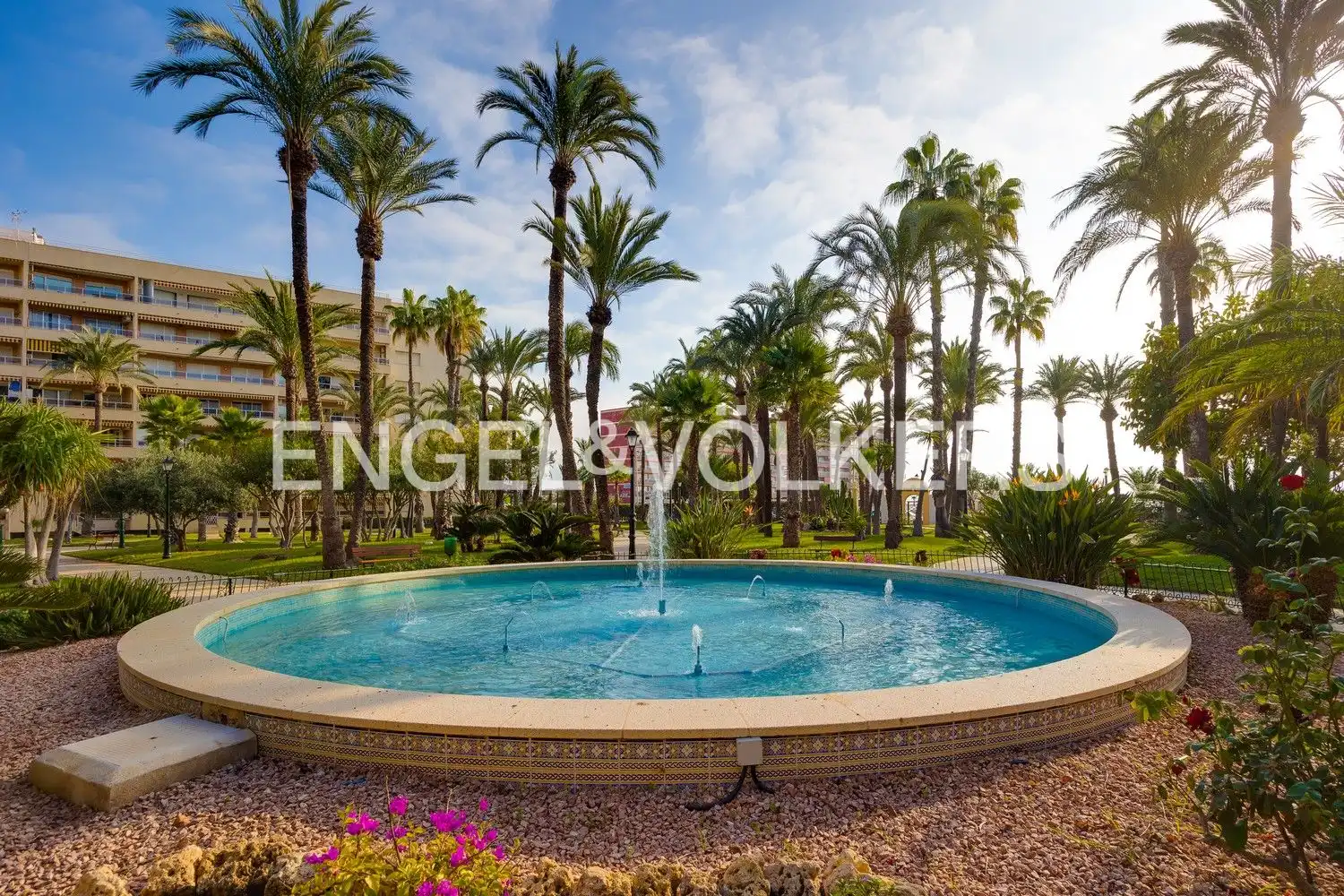 Exterior view of Flat for sale in Torrevieja  with Air Conditioner, Heating and Private garden