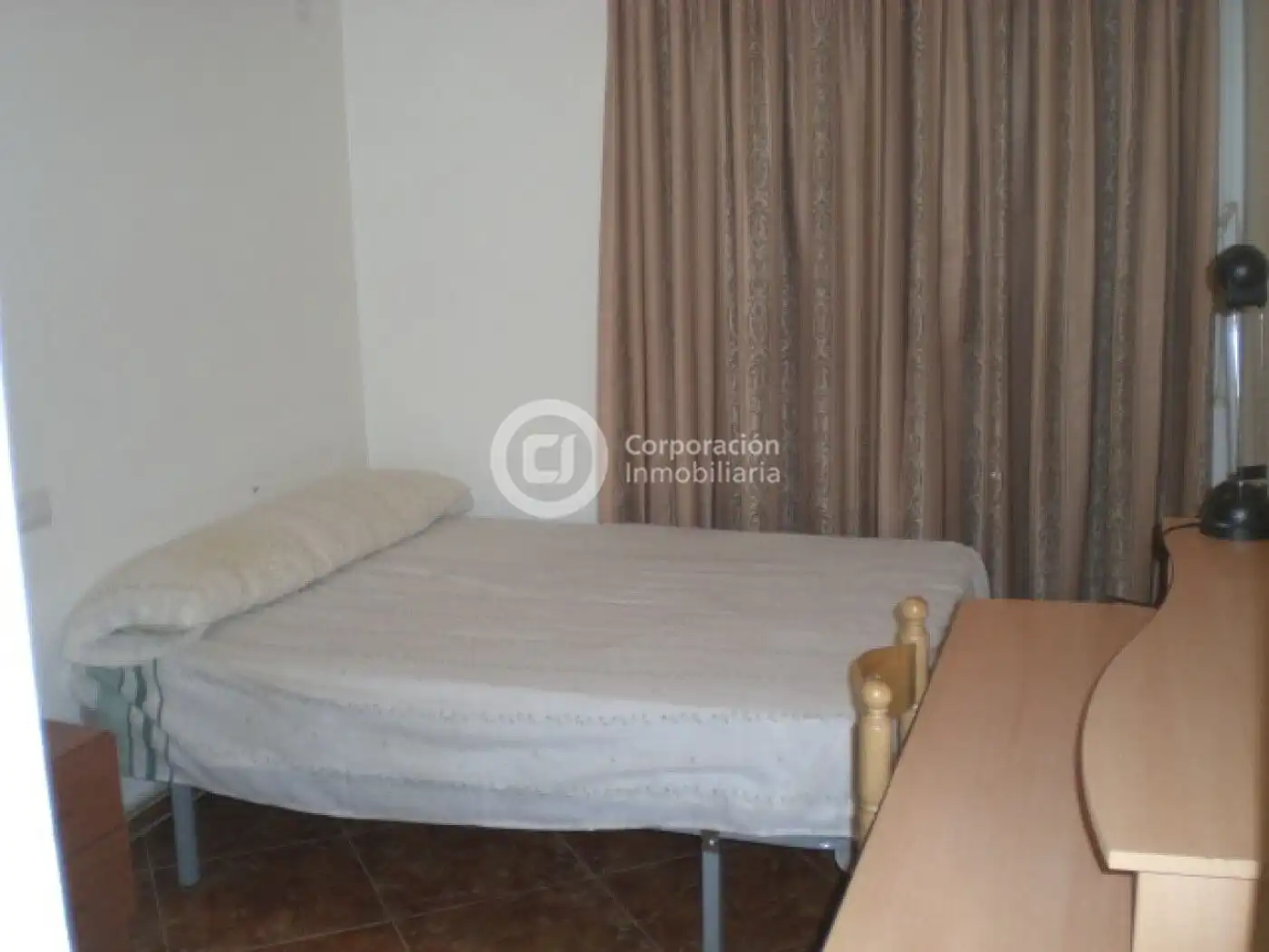 Dormitori de Apartament en venda en Lorca amb Jardí privat, Moblat i Balcó