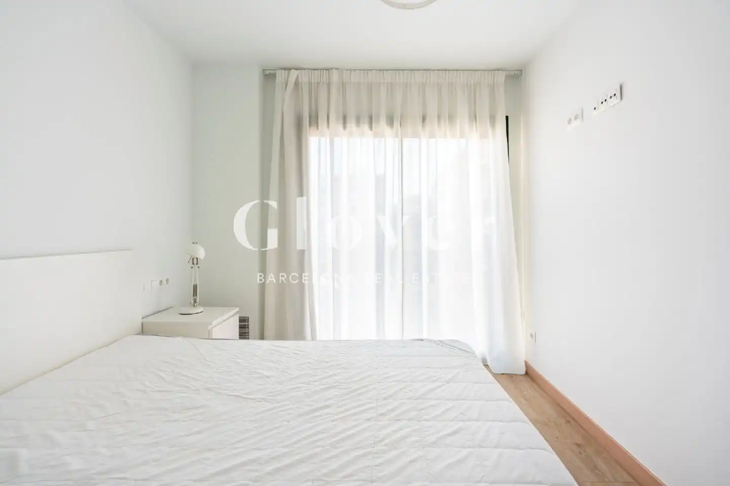 Habitación de Piso en venta en Barcelona con Aire acondicionado y Calefacción