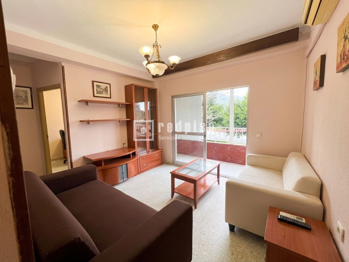 Living room of Flat for sale in Torremolinos  with Furnished