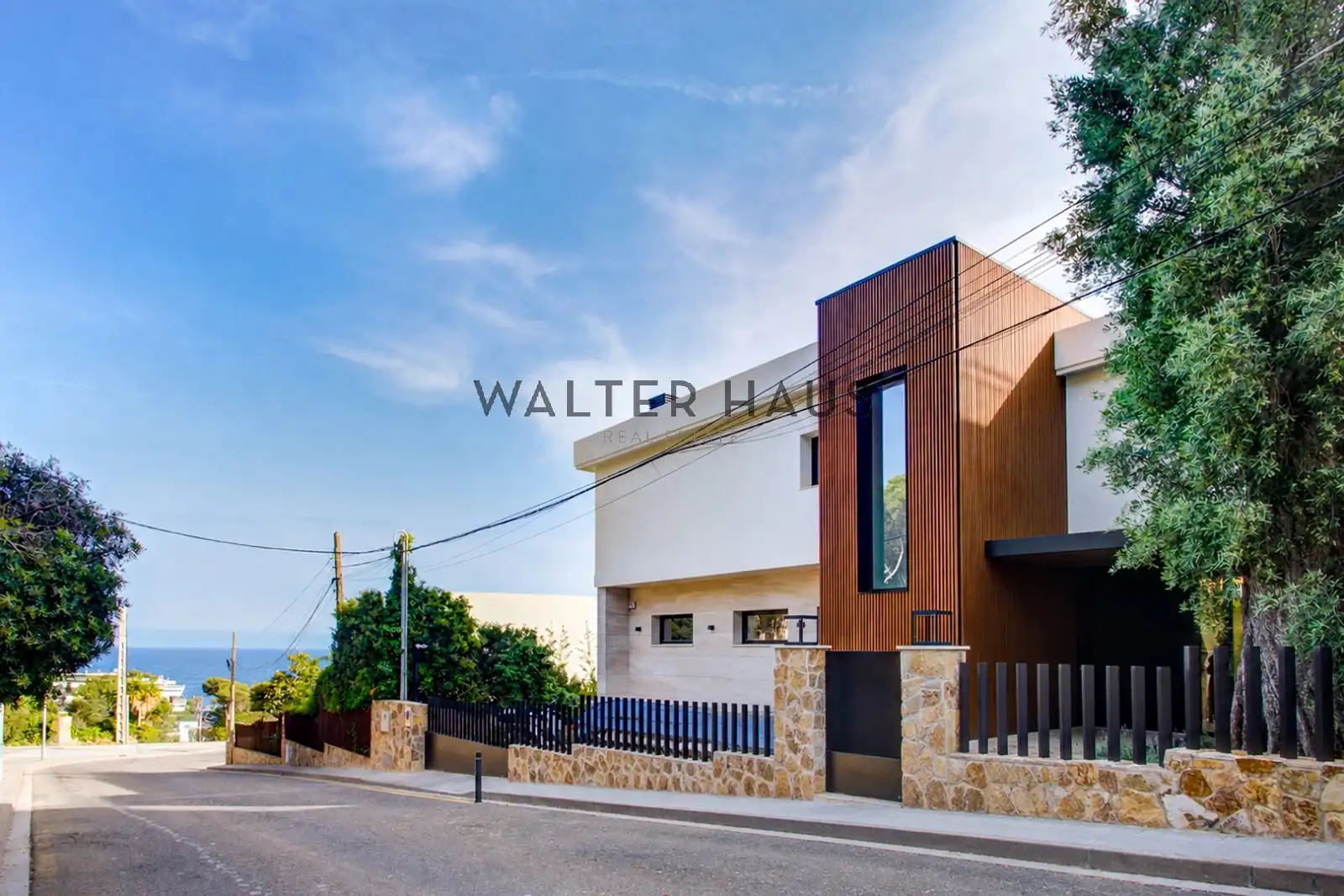 Vista exterior de Casa o chalet en venta en Sant Feliu de Guíxols con Aire acondicionado, Jardín privado y Terraza