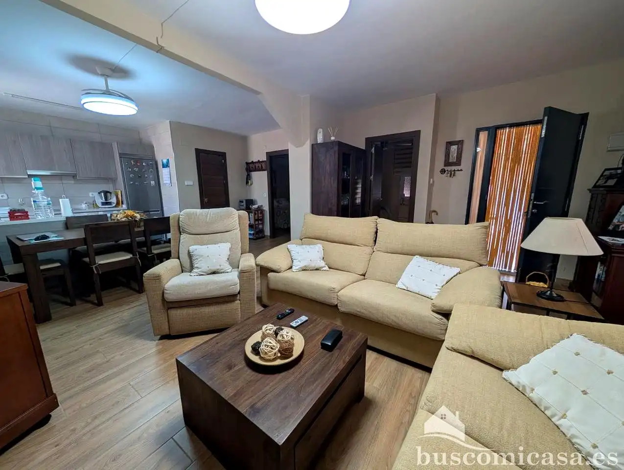 Sala d'estar de Finca rústica en venda en Linares amb Aire condicionat, Jardí privat i Traster