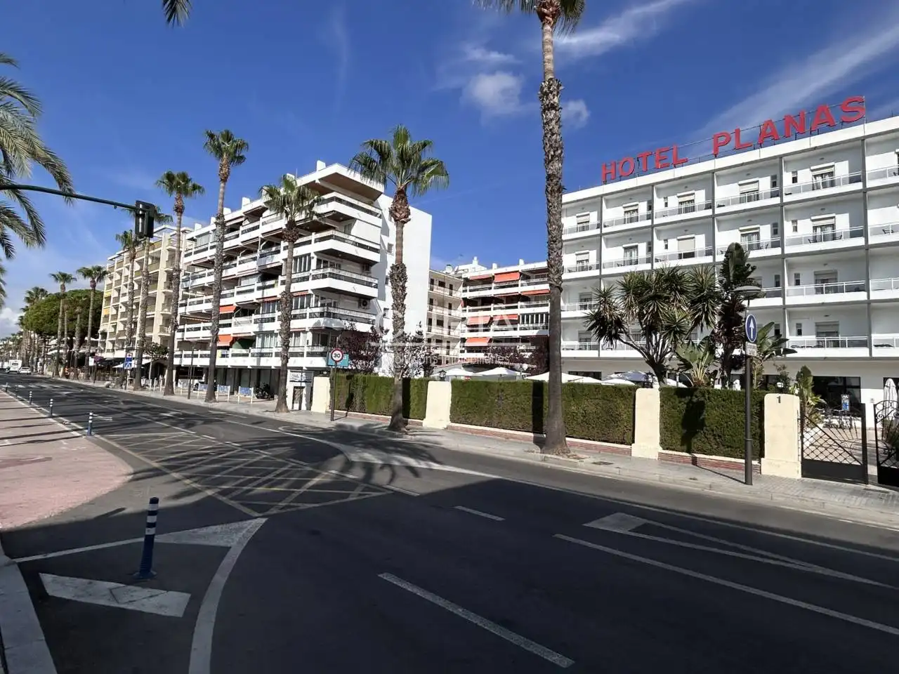 Apartament amb terrassa en venda a Platja de Ponent, imagen 27