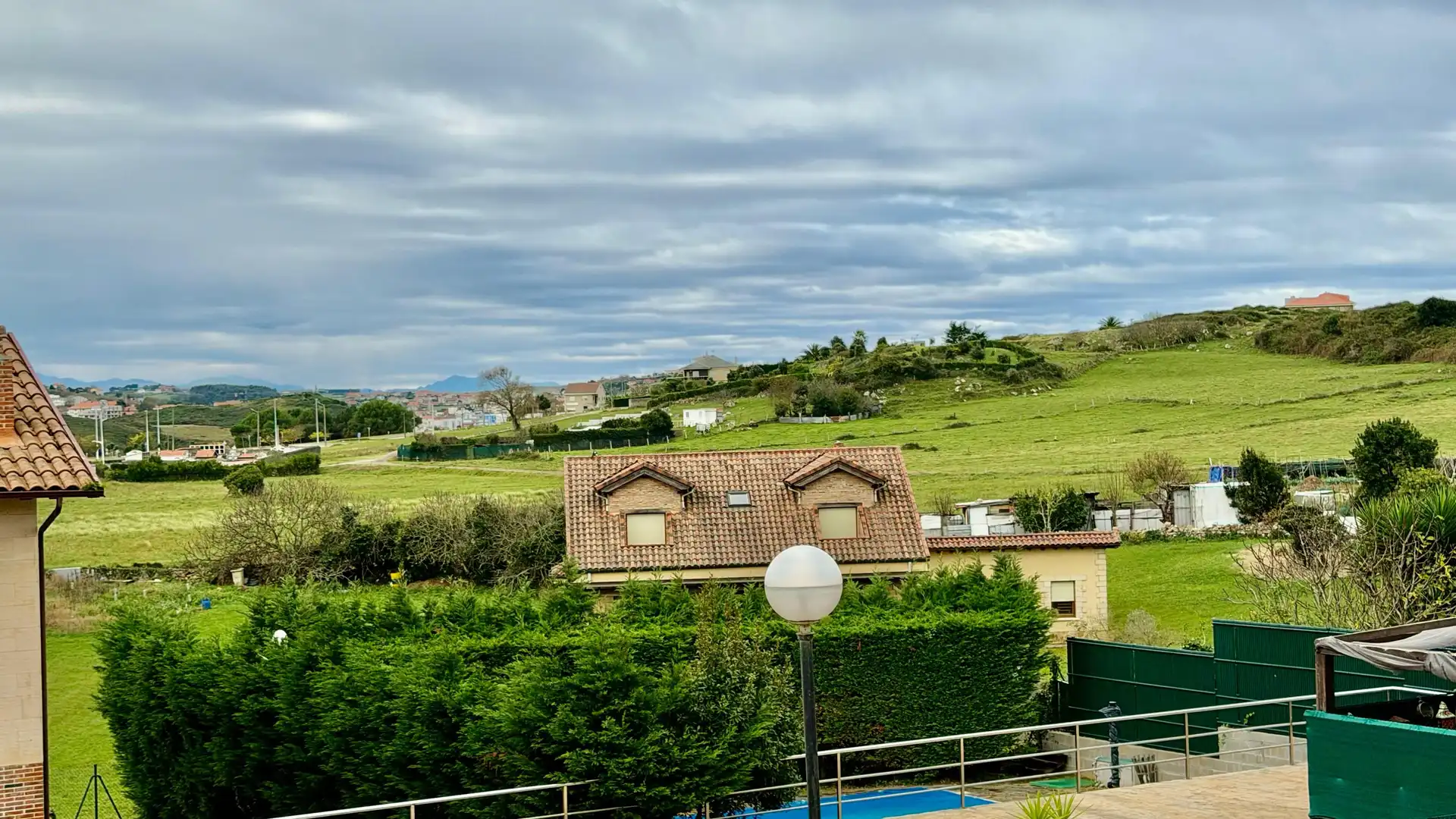 Exterior view of Flat for sale in Miengo  with Terrace and Furnished