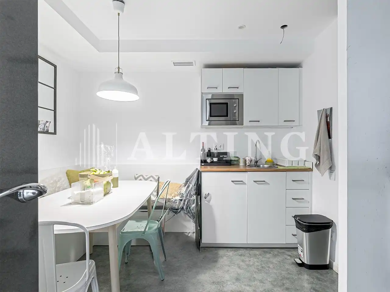 Cocina de Oficina en venta en Barcelona con Aire acondicionado y Calefacción