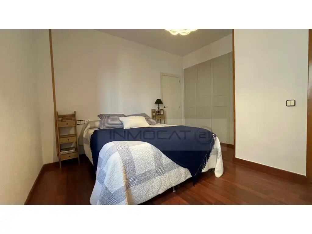 Schlafzimmer von Einfamilien-Reihenhaus zum Verkauf in Sitges mit Heizung, Terrasse und Möbliert
