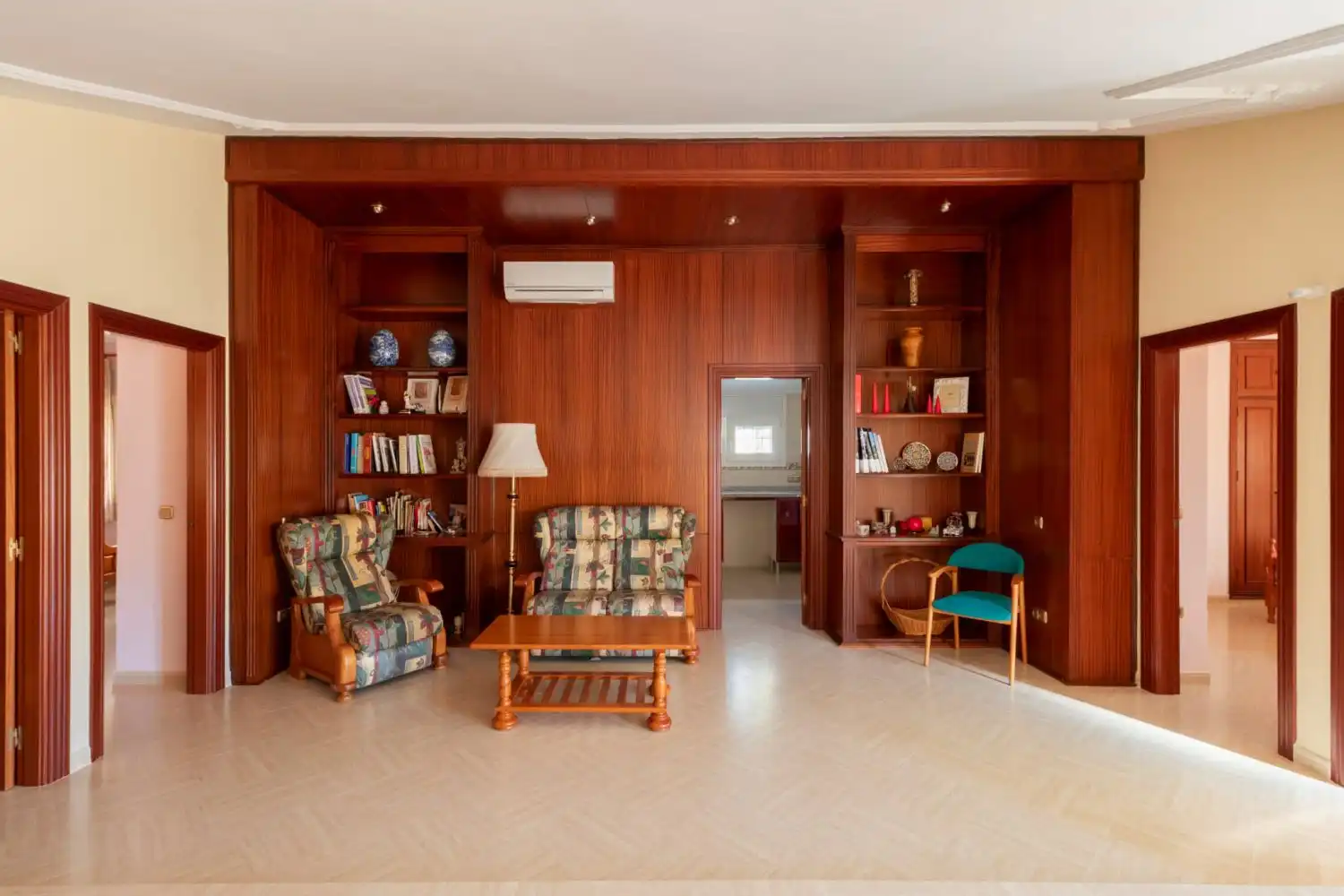 Sala de estar de Casa o chalet en venta en Torremolinos con Aire acondicionado, Terraza y Trastero