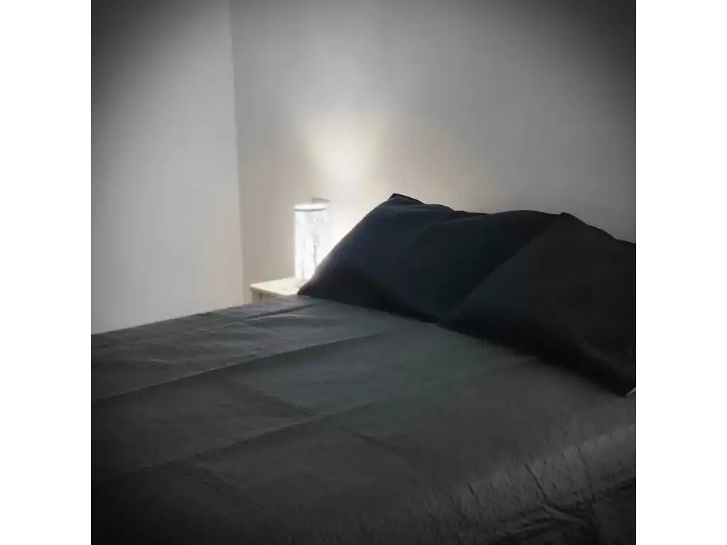 Habitación de Piso en venta en El Rosario con Terraza y Piscina