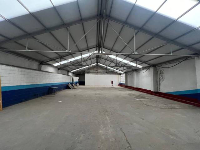 Local comercial en Alquiler en Palaudàries en Centre