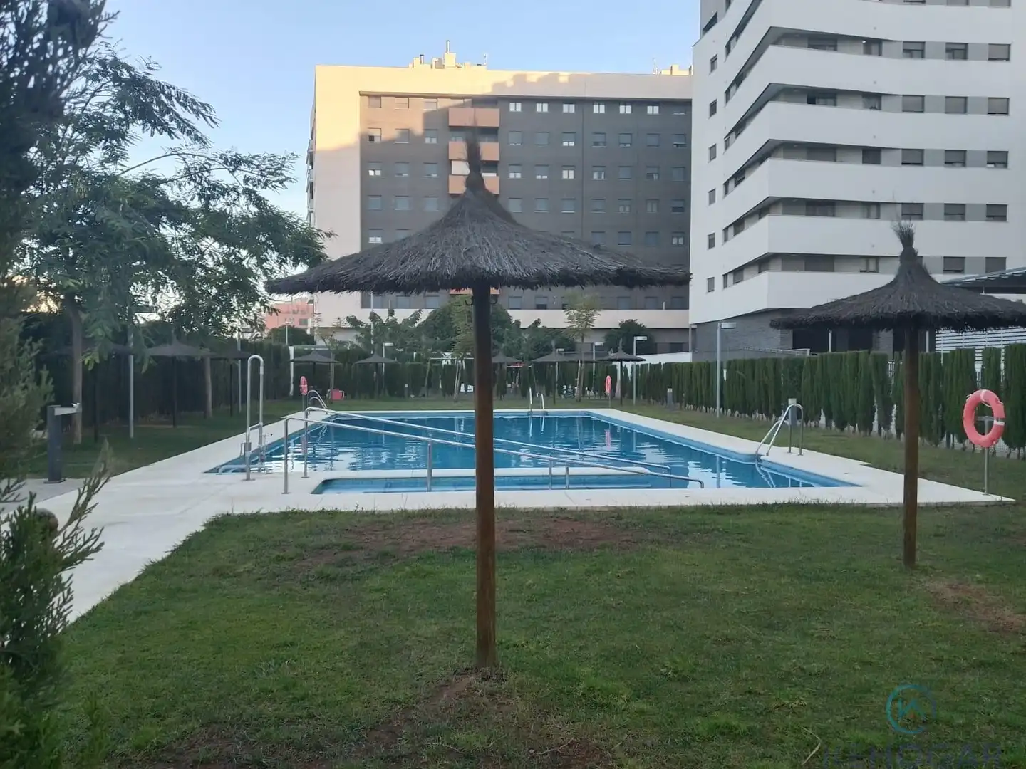 Pis amb piscina en venda a Entrenúcleos, imagen 39