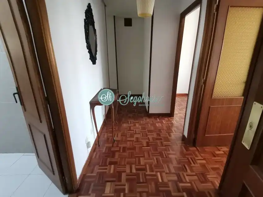 Piso en venta en Segovia con Calefacción, Parquet y Terraza