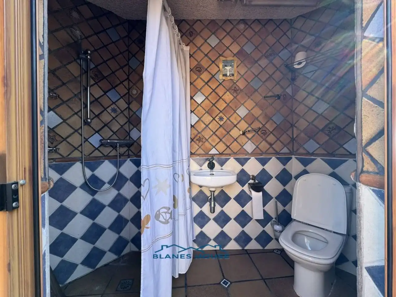 Bany de Casa o xalet en venda en Blanes amb Aire condicionat, Calefacció i Jardí privat
