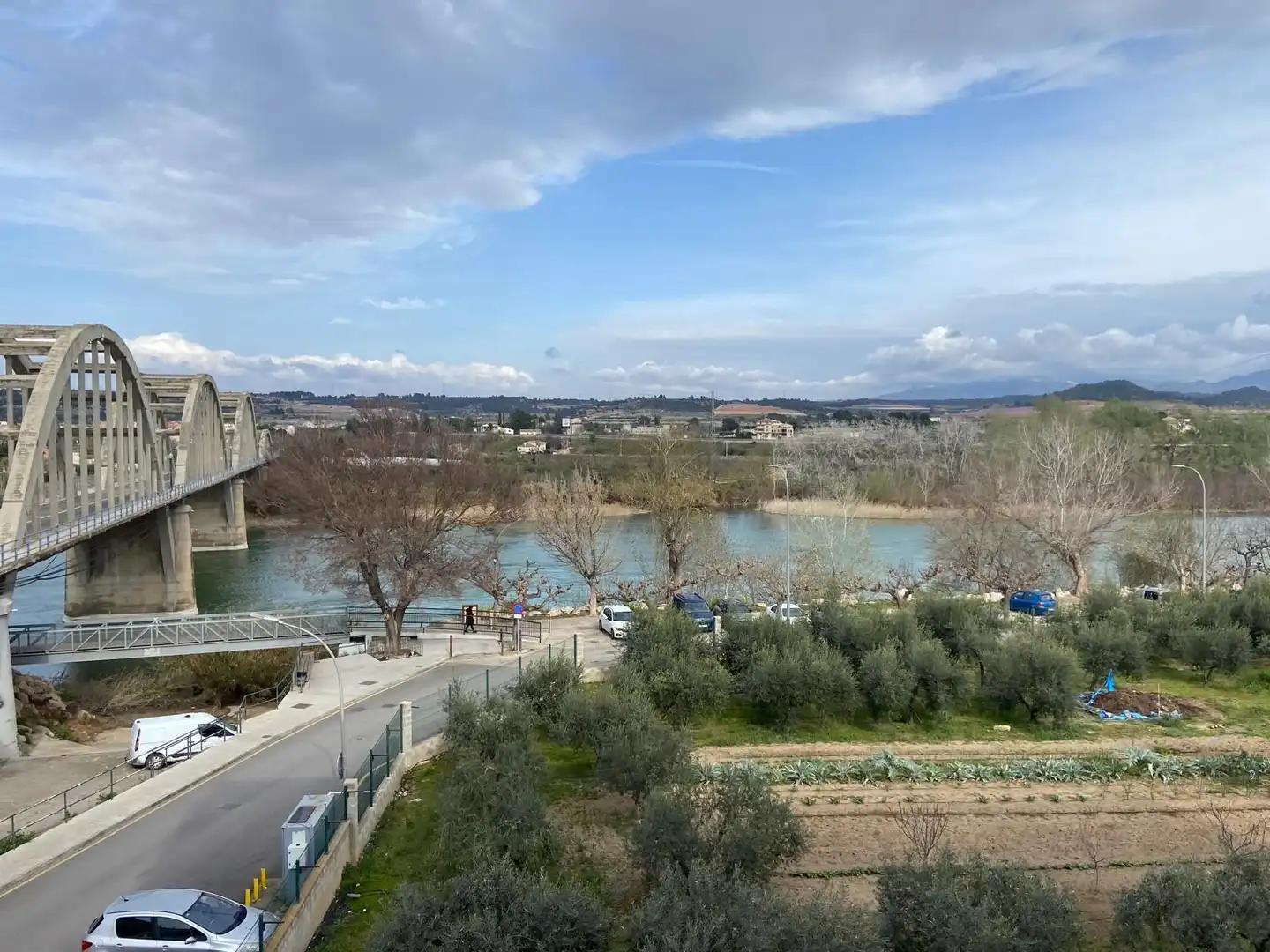 Vista exterior de Edificio en venta en Tarragona