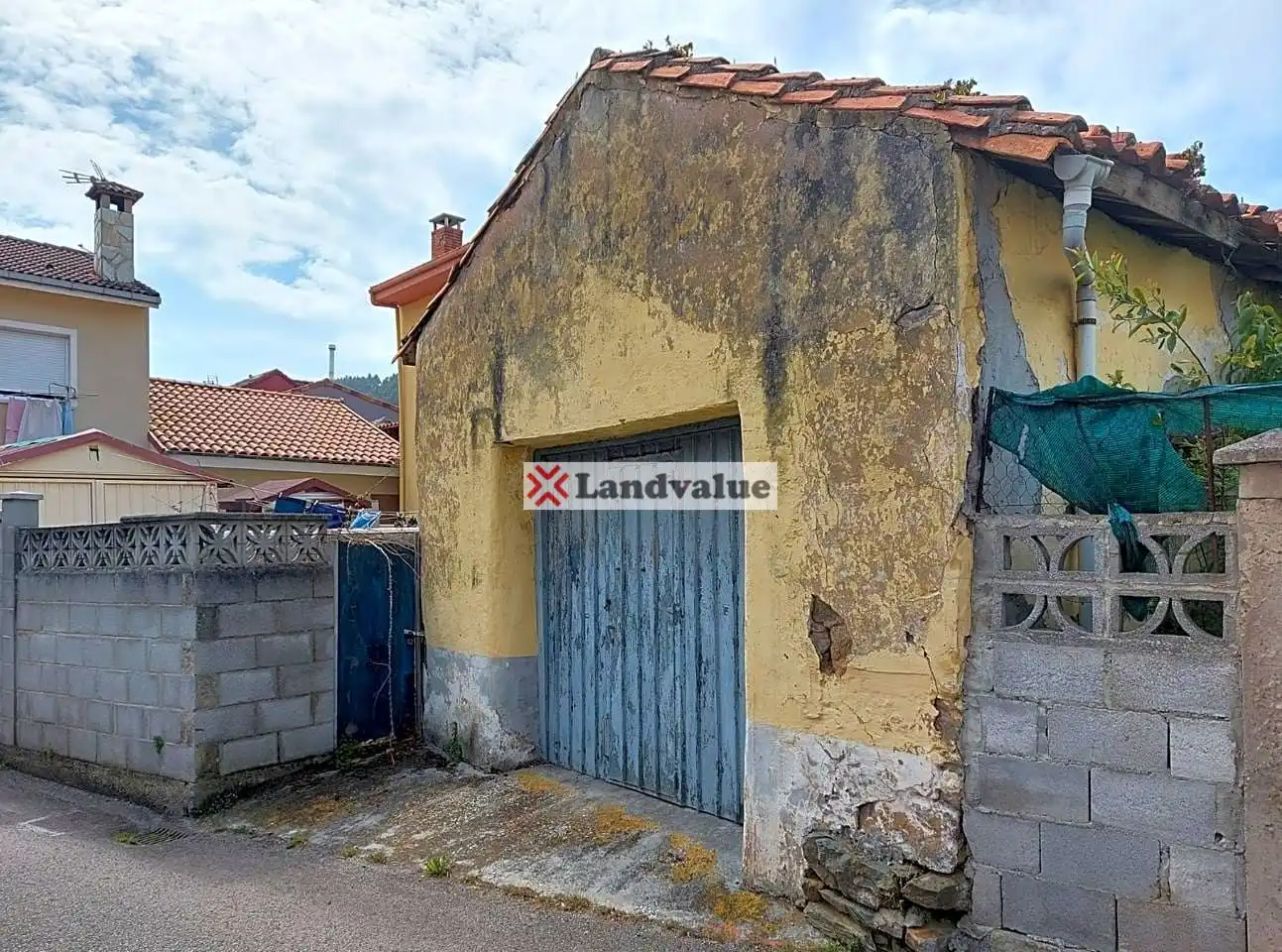 Außenansicht von Residential zum Verkauf in Soto del Barco