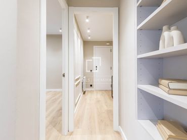 Piso con ascensor en venta en Eixample