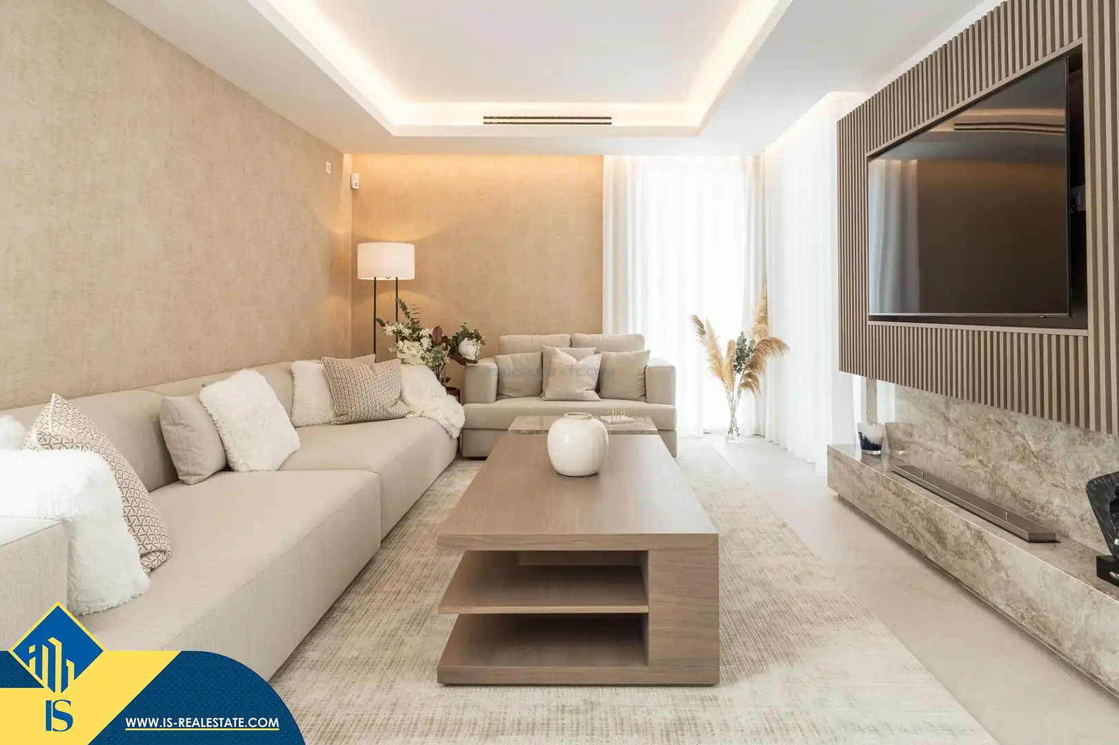 Chalet con piscina en venta en Nueva Andalucía, imagen 3