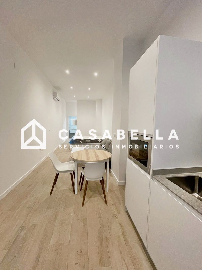 Estudi de lloguer a Exposició