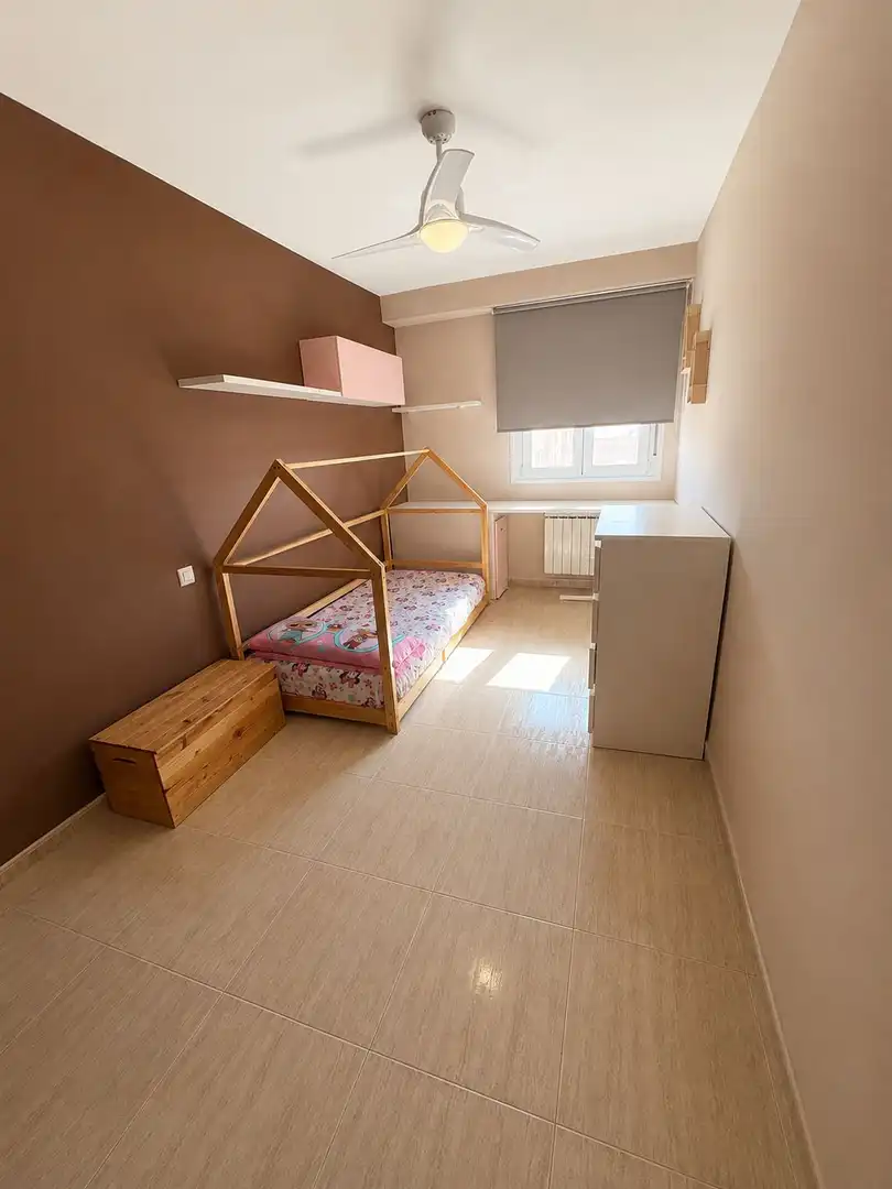 Habitación de Piso en venta en Manzanares con Aire acondicionado y Calefacción