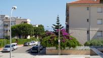 Vista exterior de Pis en venda en El Vendrell amb Piscina