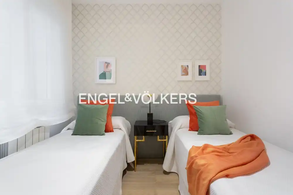 Habitación de Piso de alquiler en Madrid con Aire acondicionado, Calefacción y Amueblado