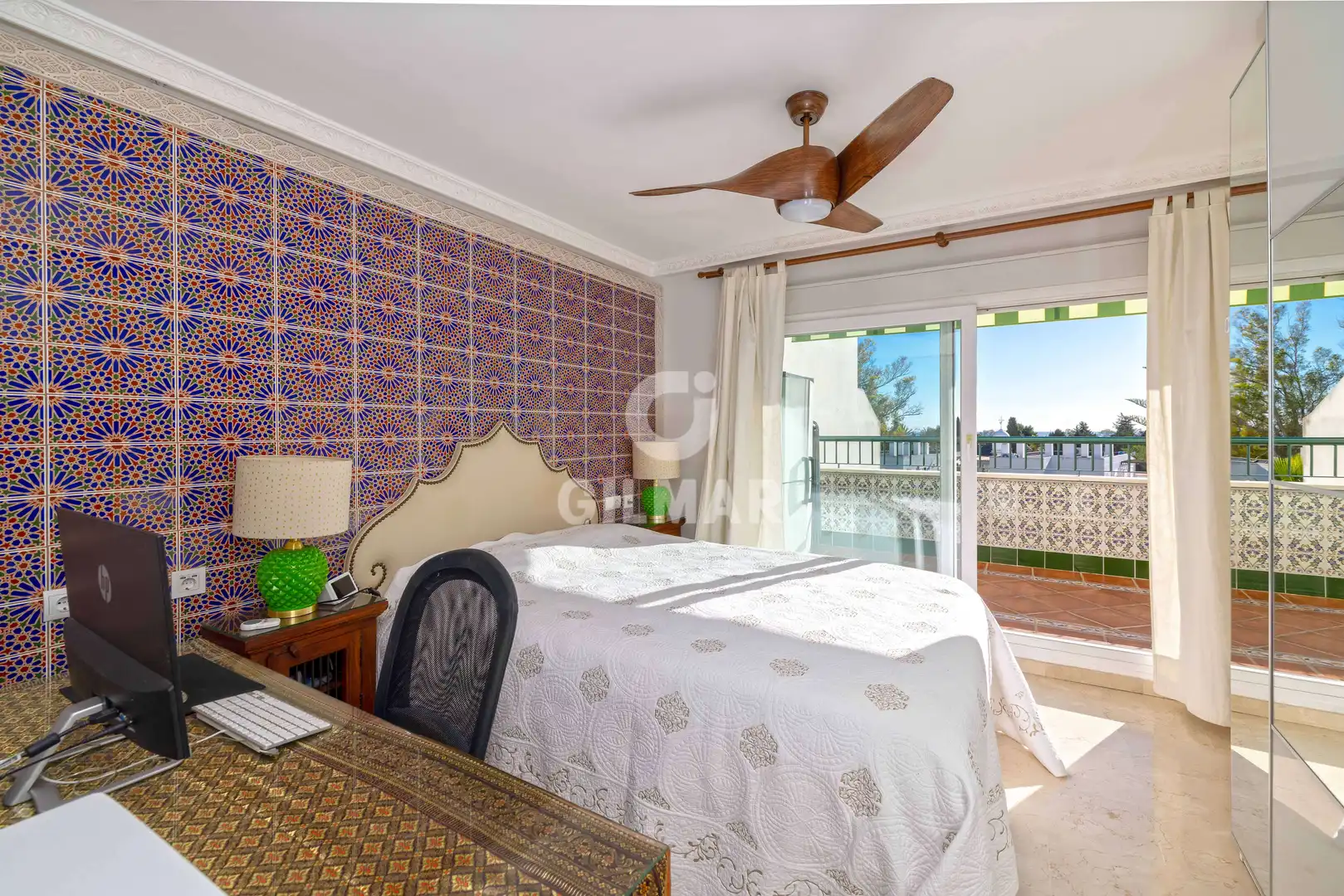 Dormitori de Apartament en venda en Marbella amb Calefacció, Traster i Piscina
