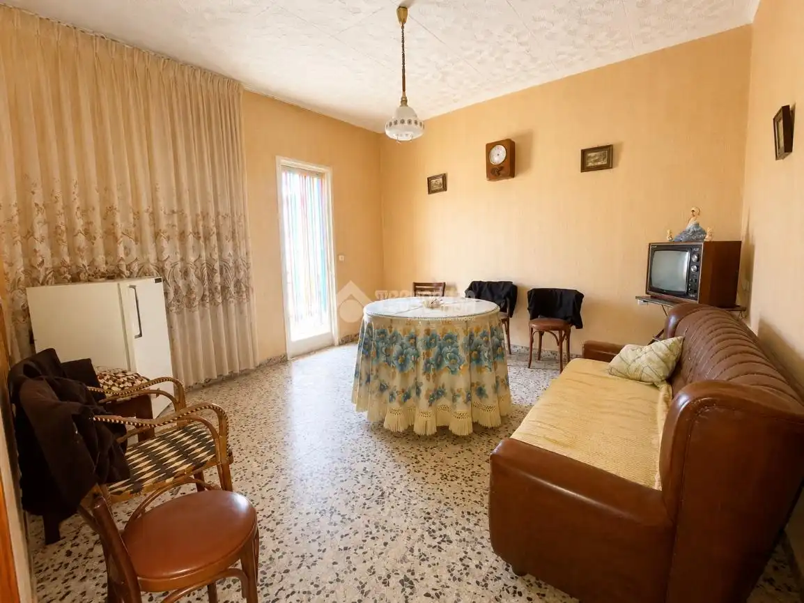 Sala d'estar de Casa adosada en venda en Torrijos