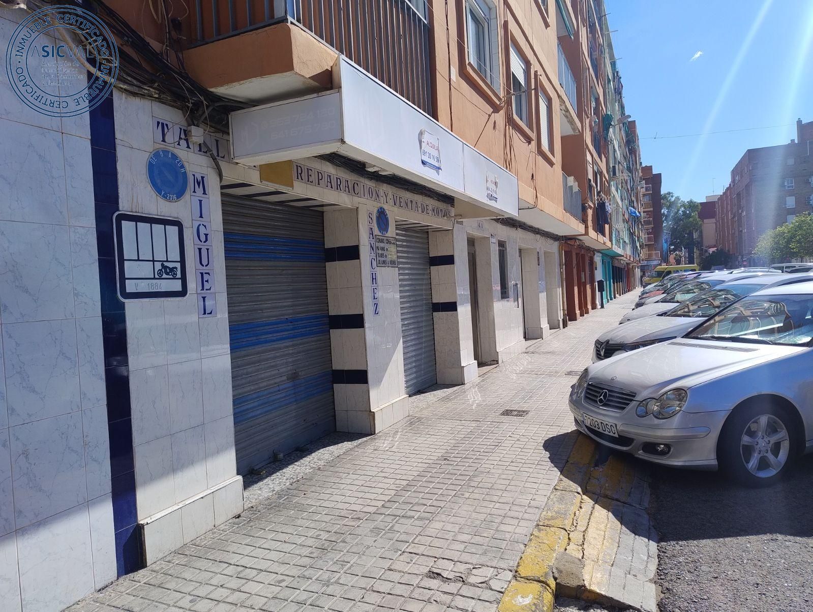 Exterior view of Premises for sale in  Valencia Capital  with Air Conditioner and Furnished
